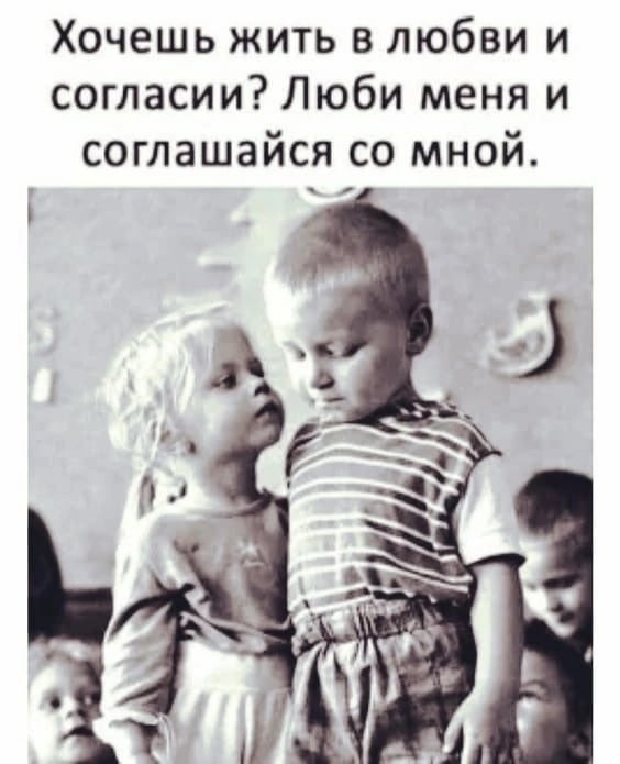 - Как много молодежи на самокатах. - Да, растет поколение с одной длинной и сильной ногой сегодня