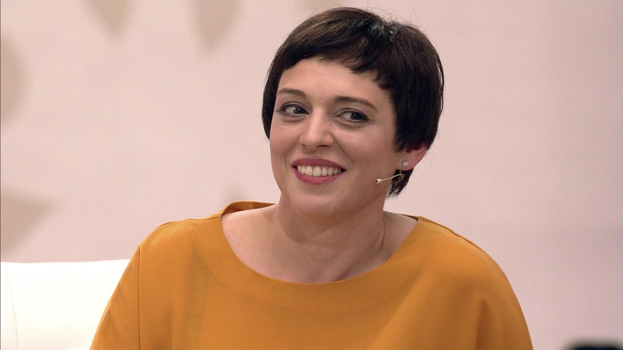Нелли Уварова