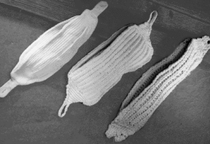 Тканевые прокладки появились в XIX веке, а в ХХ - ватно-марлевые / Фото: nhathuoclongchau.com