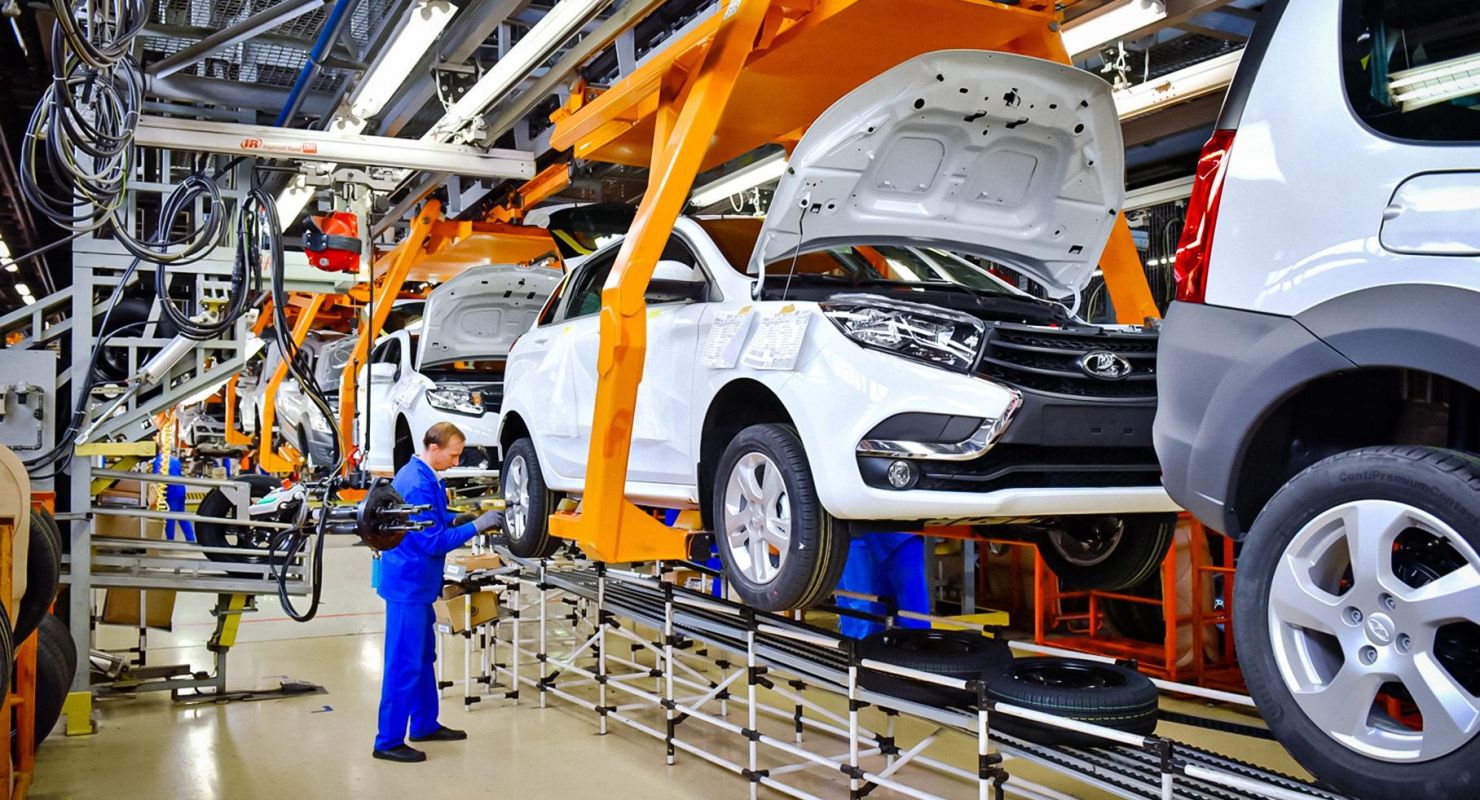 Выпуск легковых автомобилей в России в январе вырос на 0,2% Автобизнес