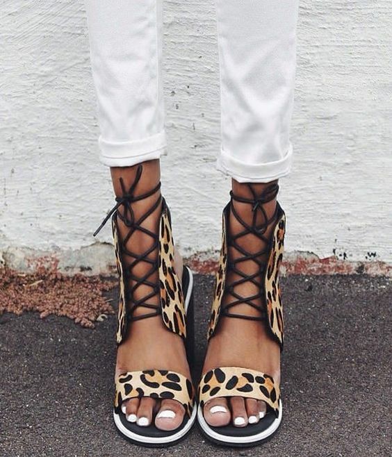 Идеальная обувь: самые стильные женские модели лета 2019 Идеальная обувь: самые стильные женские модели лета 2019 лучшее,мода,модные советы,Наряды