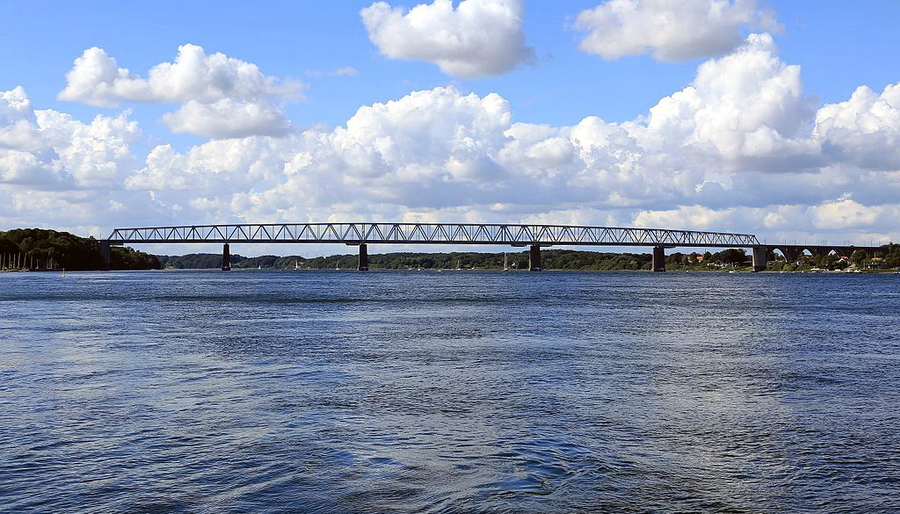 ​Мост через пролив Малый Бельт - Когда фатерланд слишком далеко | Warspot.ru