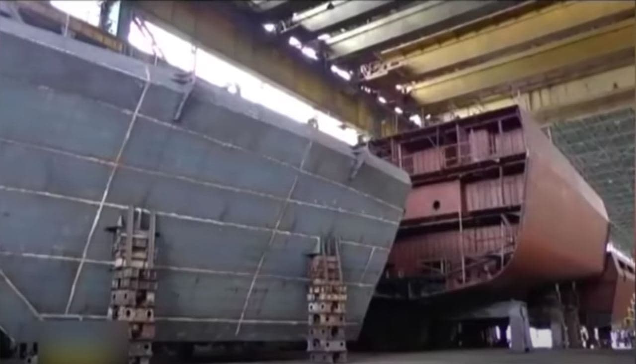 Корвет ВМС Украины «разорвало» на части Корвет ВМС Украины «разорвало» на части вмф,украина