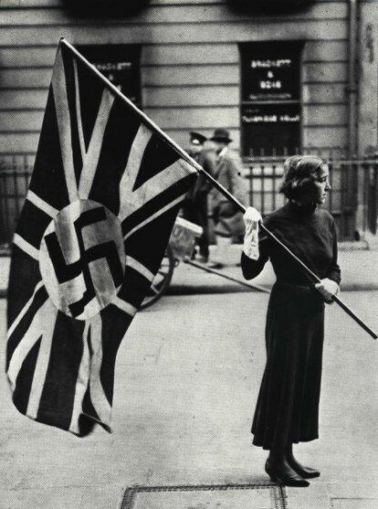 Мы запомним этот день. Британский парламент стоя аплодирует нацизму... Блогеры,геополитика,общество,Политика
