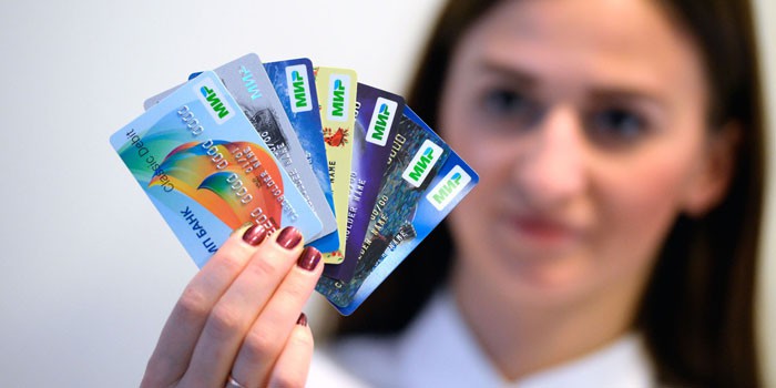 Российские банки выпустили более пяти миллионов карт 