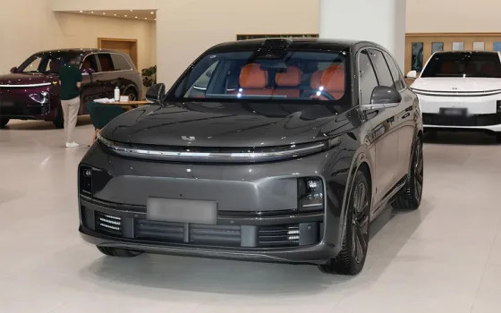 официальные продажи Li Auto (Lixiang) в России стартуют очень своеобразно