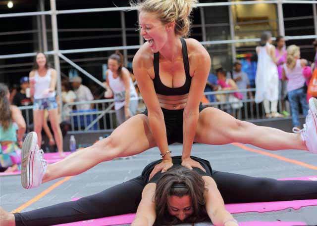 Сумасшедшие девушки девушки, прикол, сумашедшие девушки, юмор