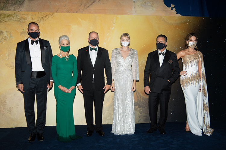 Князь Альбер и княгиня Шарлен, Джонни Депп, Хелен Миррен, Марат Сафин и другие гости гала-вечера в Монте-Карло Монархи,Новости монархов