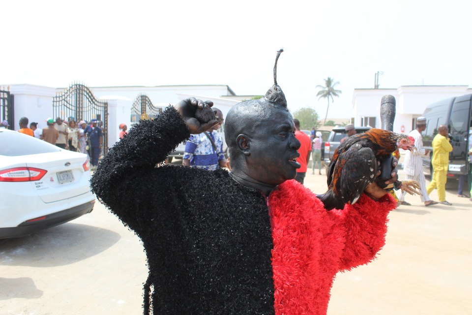 Фестиваль Бога коммерции и торговли в городе Ифе Фестиваль Бога коммерции и торговли в городе Ифе