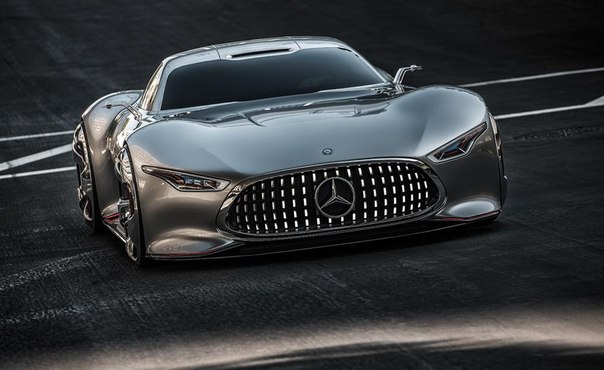 Автомобиль: Mercedes AMG Vision Gran TurismoВ 2013 смельчаки из J&S World Wide решили воплотить в...