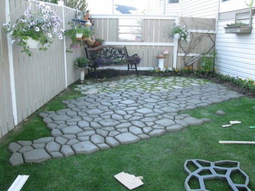 Мощёный дворик своими руками Мощёный дворик своими руками сделай сам