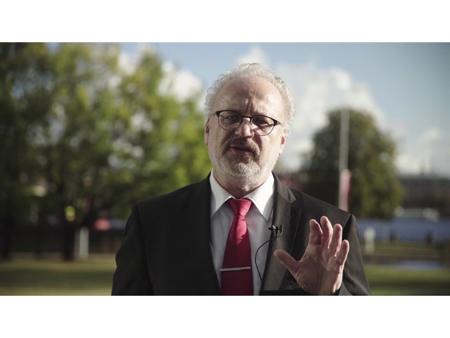 Новый президент Латвии: идейный латышский нацист из еврейской семьи геополитика