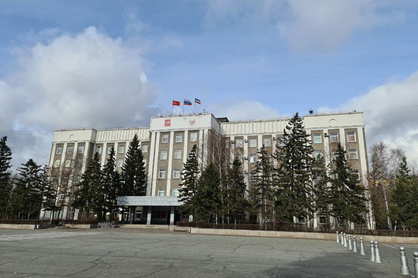 Администрация республики Хакасия в Абакане (фото: Юрий Васильев/ВЗГЛЯД)