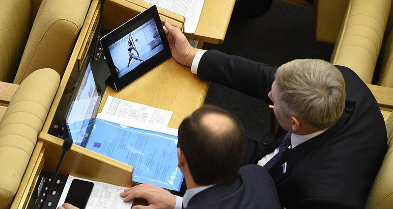 Посмотреть видео госдума, депутаты, жириновский