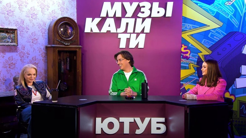 Музыкант из «А-Студио» сравнил пение Ларисы Долиной и Вали Карнавал