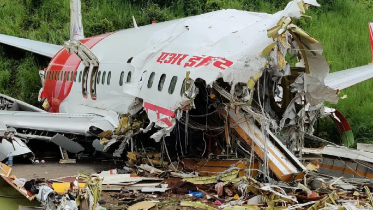 Китайский Boeing-737 крушение