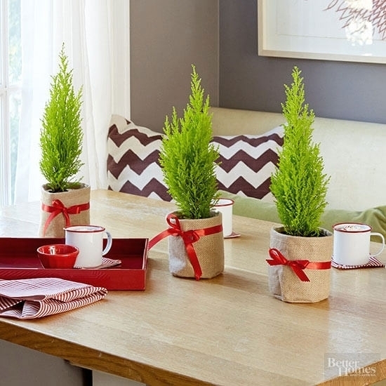 29 настольных новогодних елочек, чтобы мгновенно преобразовать маленькое пространство 29 настольных новогодних елочек, чтобы мгновенно преобразовать маленькое пространство