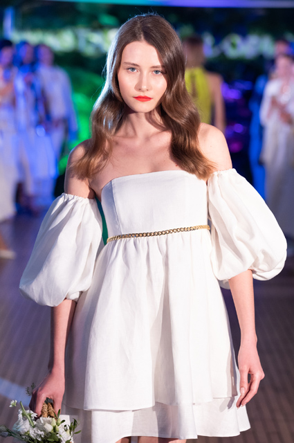 Виктория Лопырева, Полина Аскери, Яна Рудковская и другие на показе Анастасии Задориной Светская жизнь