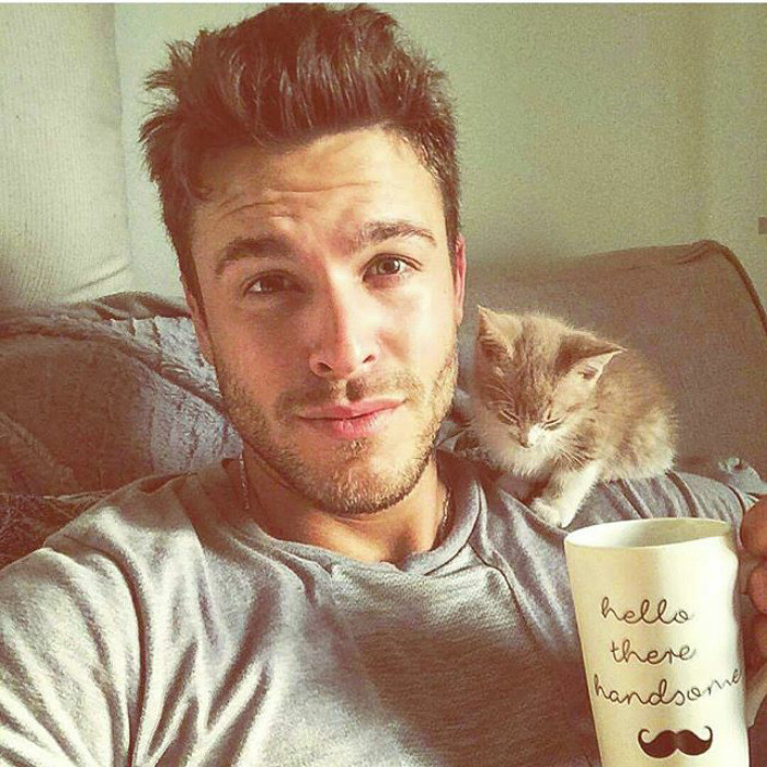 Dudes With Kittens