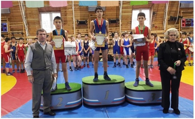 спарта москва греко-римская борьба. заслуженный тренер по греко римской борьбе. спарта греко римская. борцовский клуб спарта геленджик. булат хорлоев.