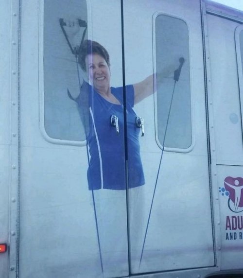 Дизайнерские ляпы и маразмы (35 фото)