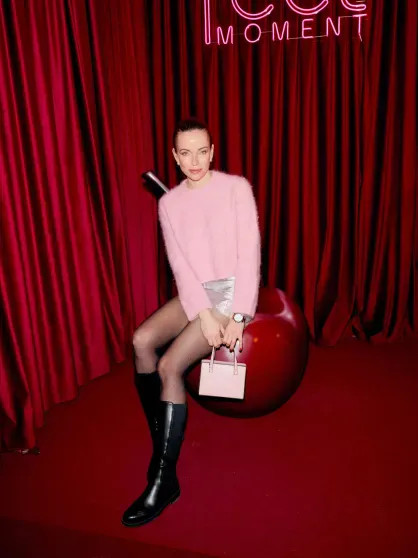 Олеся Иванченко, Саша Бортич и Карина Нигай на презентации косметического бренда Карина, Светлана, Олеся, Нигай, Бортич, Иванченко, начале, Дмитрий, МинкевичРанее, РевенкоЕкатерина, ЗайцеваАлександра, ПинчОльга, АбрамоваМилана, КаспарянцСветлана, Татьяна, НигайКарина, БортичКарина, БортичСаша, ИванченкоСаша, baggyкрояОлеся