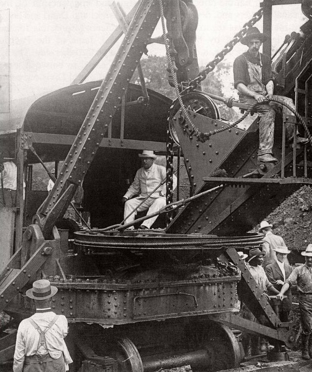 15. Теодор Рузвельт во время строительства Панамского канала, 1904 год интересно, исторические фото, история, ностальгия, фото