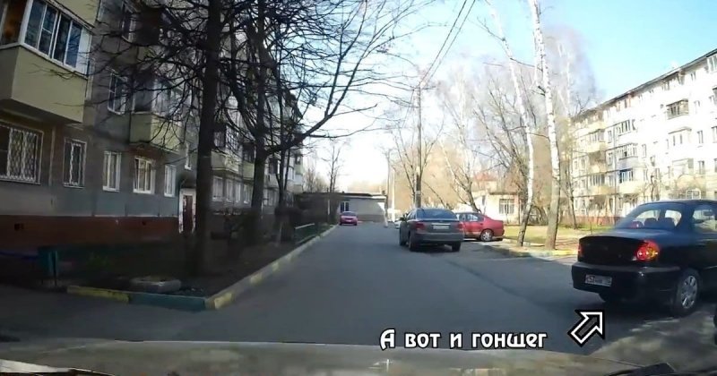 Лекция о максимальной скорости в жилой зоне для молодого водителя