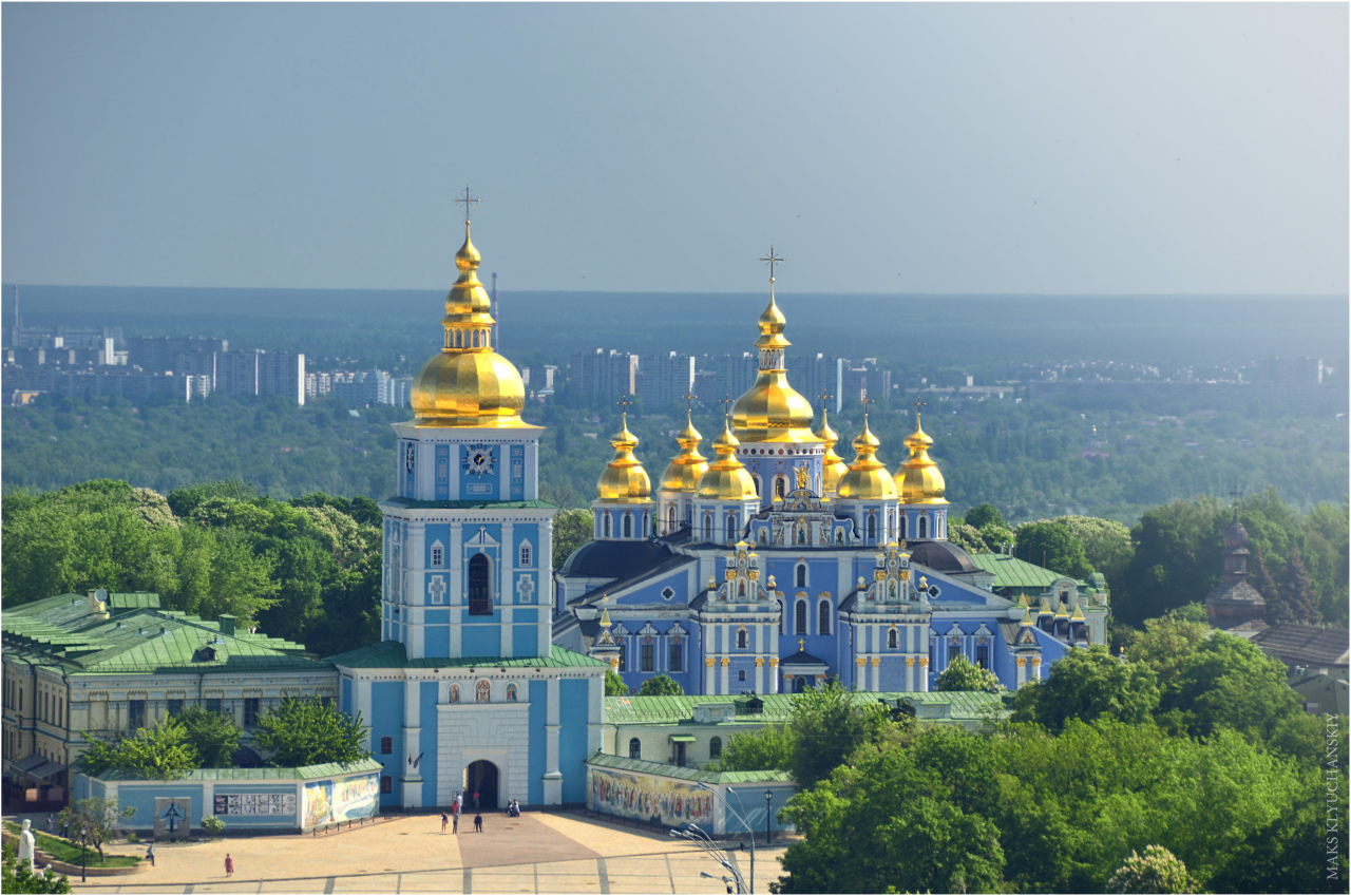 Андреевская Церковь, Украина