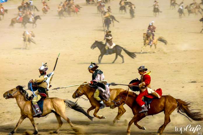 Причины господства Монгольской империи: Монгольские лошади. СС0
