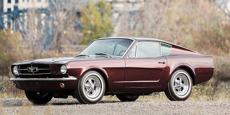 Полуспортивные авто 60-х отличались редкой элегантностью Полуспортивные авто 60-х отличались редкой элегантностью