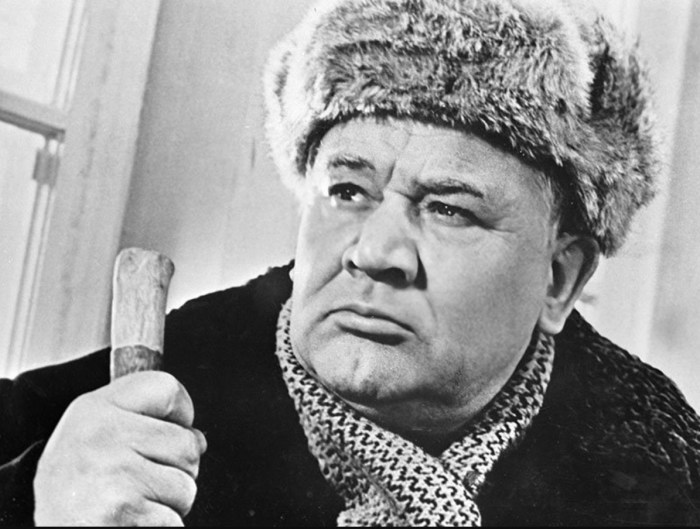 Как советский актёр Борис Андреев женился на первой встречной и отдал своё место на кладбище лучшему другу Как советский актёр Борис Андреев женился на первой встречной и отдал своё место на кладбище лучшему другу