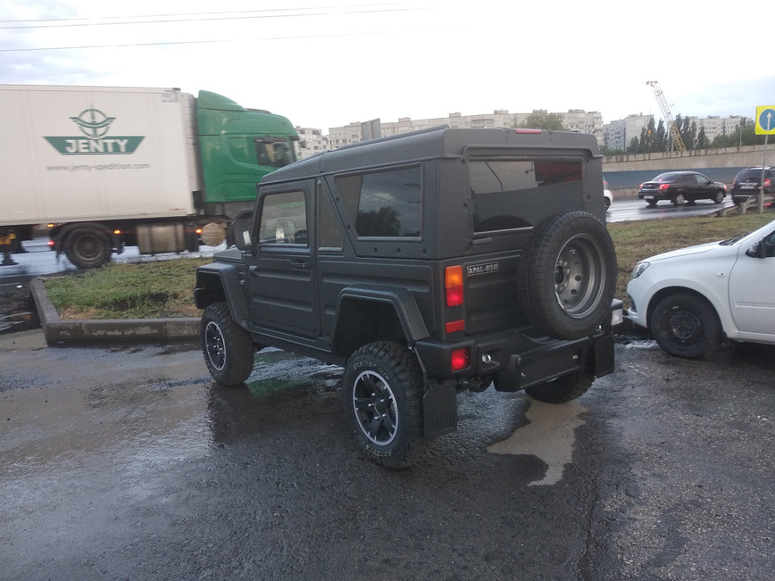 Дилер АвтоВАЗа выставил на продажу первый серийный «Сталкер» на базе «Нивы». Цена — космос! Дилер АвтоВАЗа выставил на продажу первый серийный «Сталкер» на базе «Нивы». Цена — космос! авто и мото,автоновости