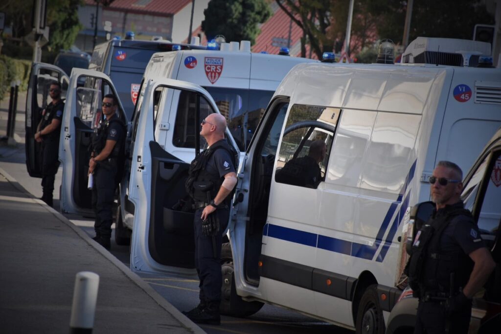 Неизвестные обокрали музей фарфора во французском Лиможе