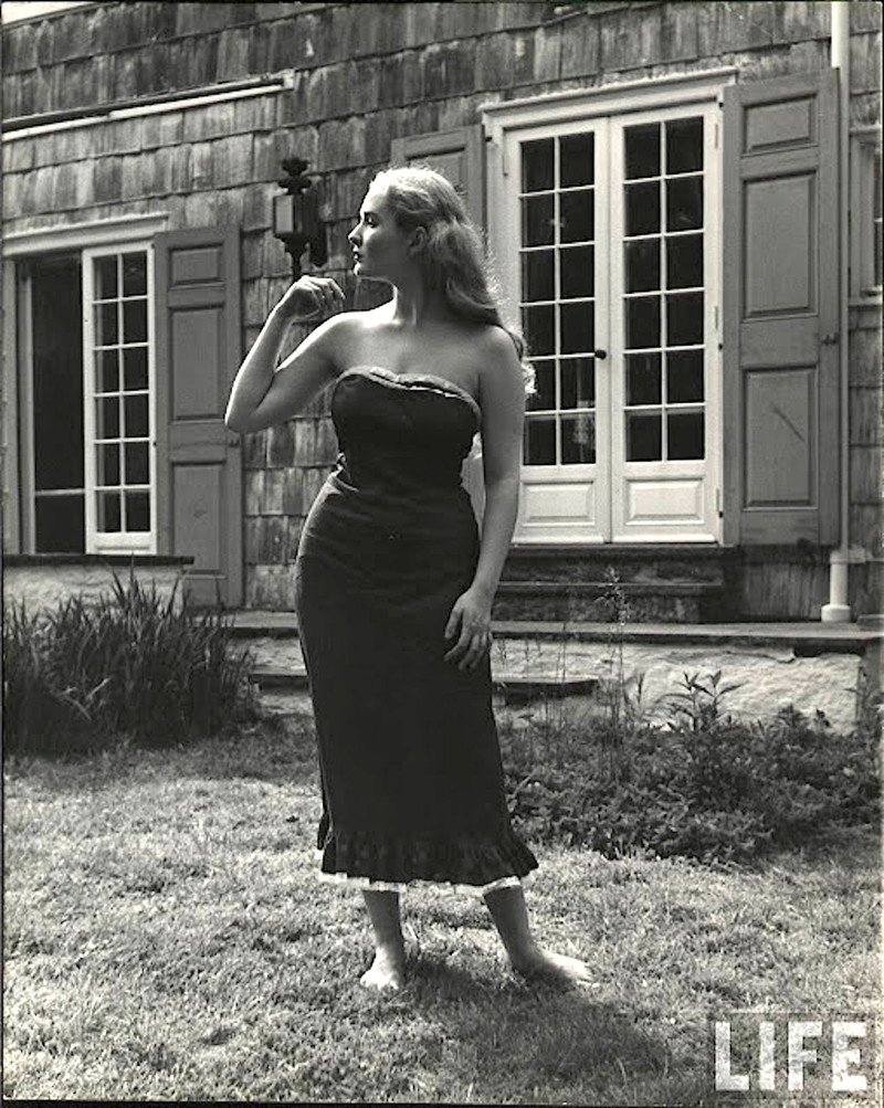 Девушки в нижнем белье, 1949 год fashion, nina leen, классики фотографии