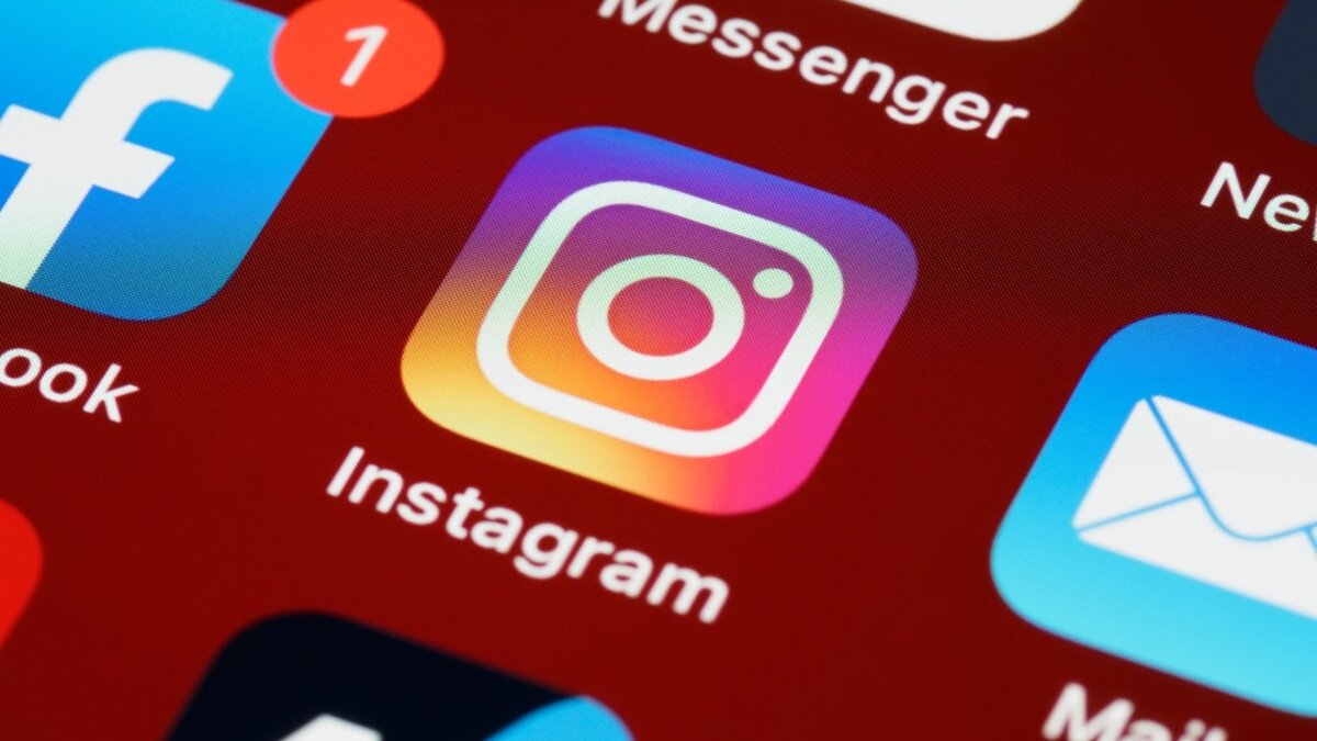 К социальной сети Instagram ограничат доступ. Что это означает для пользователей?