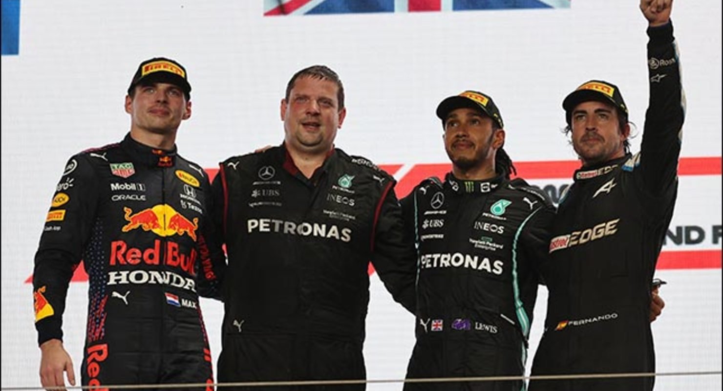 Льюис Хэмилтон выиграл Гран-при «Формулы-1» в Катаре Автомобили