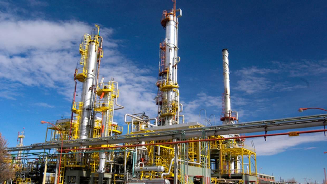 Ставки поднять: золото упало в цене на фоне жесткой риторики ФРС Экономика