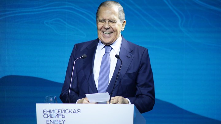 Сергей Лавров - журналистам: Не кричите на нас!