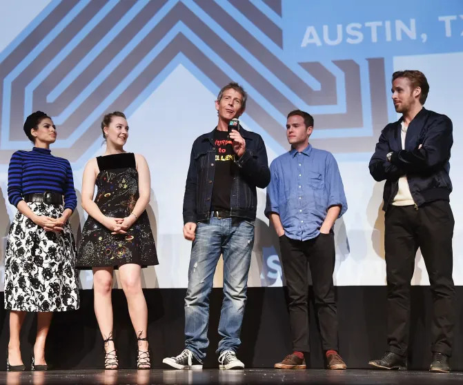 Райан Гослинг и Ева Мендес впервые за 10 лет вышли вместе в свет michael loccisano,sonia recchia,sxsw,фестиваль,бен мендельсон,джеймс фэллон,джон леннон,Ева Мендес,иэн де-кэскер,Йоко Оно,Райан Гослинг,Сирша Ронан