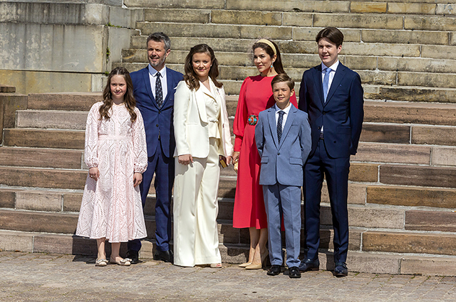 Датская королевская семья забирает принца Кристиана из престижной школы из-за расследования о буллинге в школе