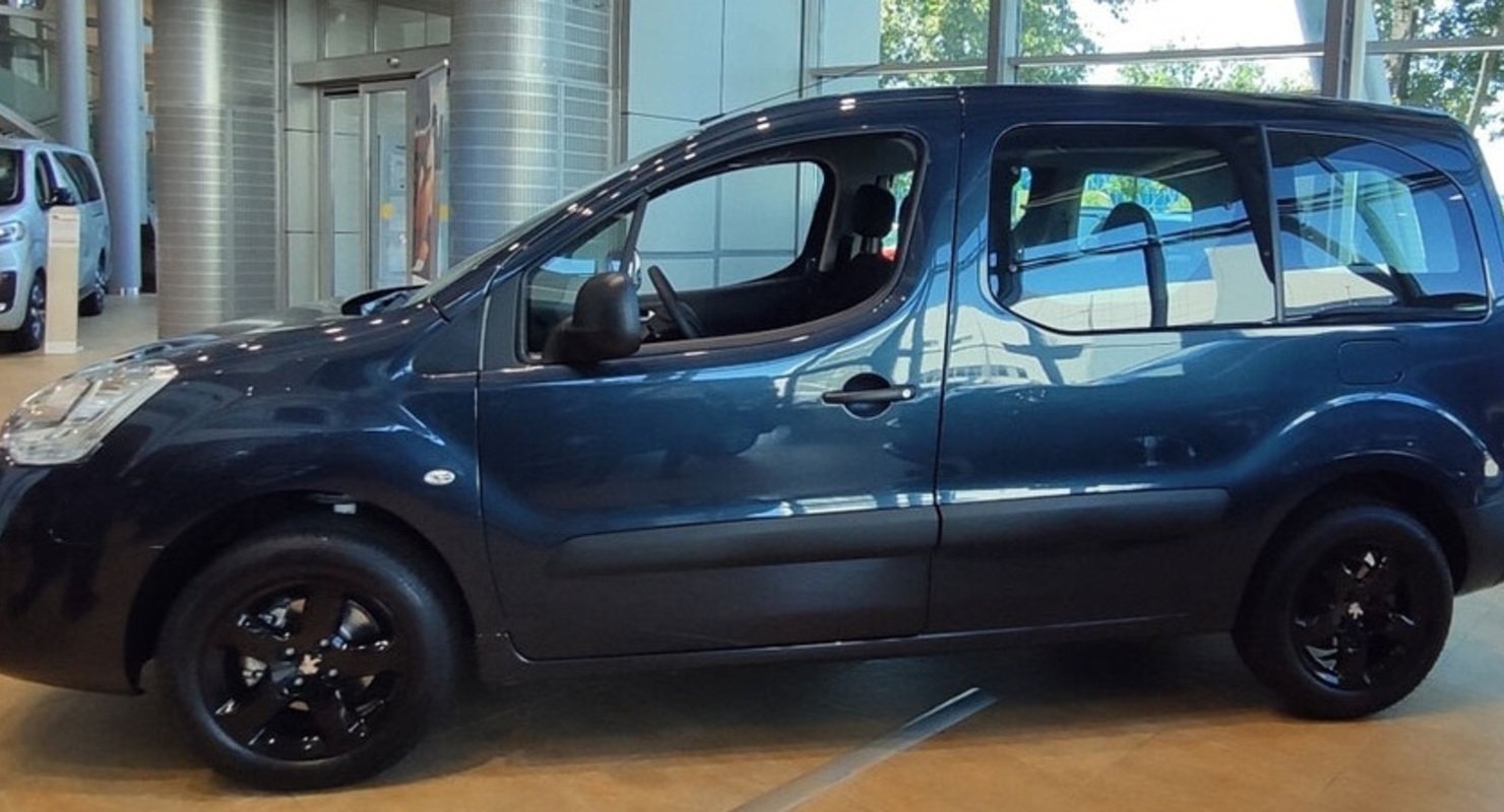 Peugeot Partner Crossway подорожал в РФ на 50 тысяч рублей в августе 2021 года