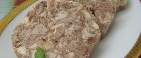 Он же зельц, он же сальтисон, он же зульга, он же тёша... Как ни назови - вкуснота! Он же зельц, он же сальтисон, он же зульга, он же тёша... Как ни назови - вкуснота! закуски,кулинария,мясные блюда