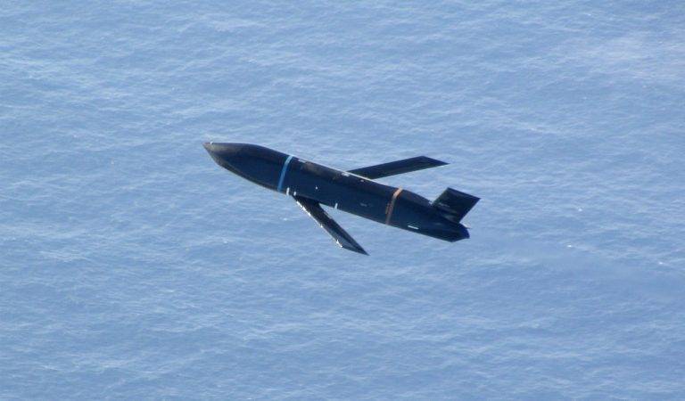 Начальная боевая неготовность. Ракета AGM-158C LRASM нуждается в дополнительных испытаниях Начальная боевая неготовность. Ракета AGM-158C LRASM нуждается в дополнительных испытаниях оружие