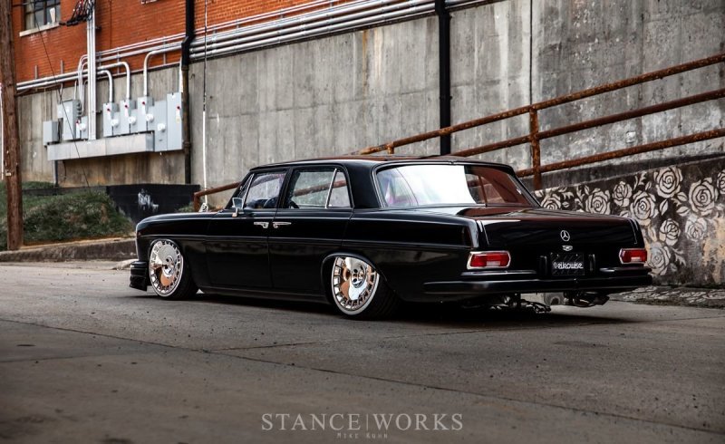 Американцы превратили классический Mercedes-Benz в безумный кастом Американцы превратили классический Mercedes-Benz в безумный кастом авто,автомобиль,автоновости,НОВОСТИ,тюнинг