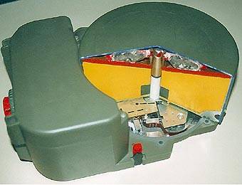 Украина получила и применяет запрещённые противотанковые мины HPD F2 Украина получила и применяет запрещённые противотанковые мины HPD F2 оружие