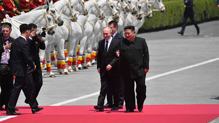 Когда ВСУ вторглись на территорию Курской области, на помощь России пришла не ОДКБ, а Ким Чен Ын. Фото: Komsomolskaya Pravda/Global Look Press