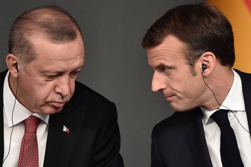 «Тебя не спрашивали»: Эрдоган поругался с Макроном из-за российских С-400 новости,события,новости,политика