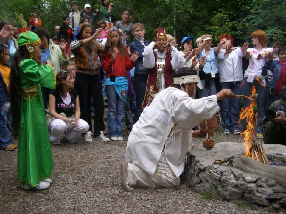 Круиз из Якутска по Лене с посещением Ленских столбов 