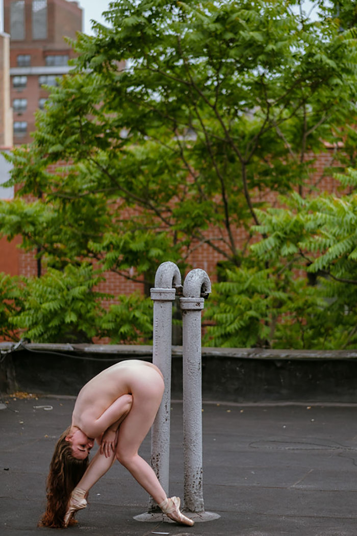 11 бесстрашных танцоров разделись на крышах Нью-Йорка фотография